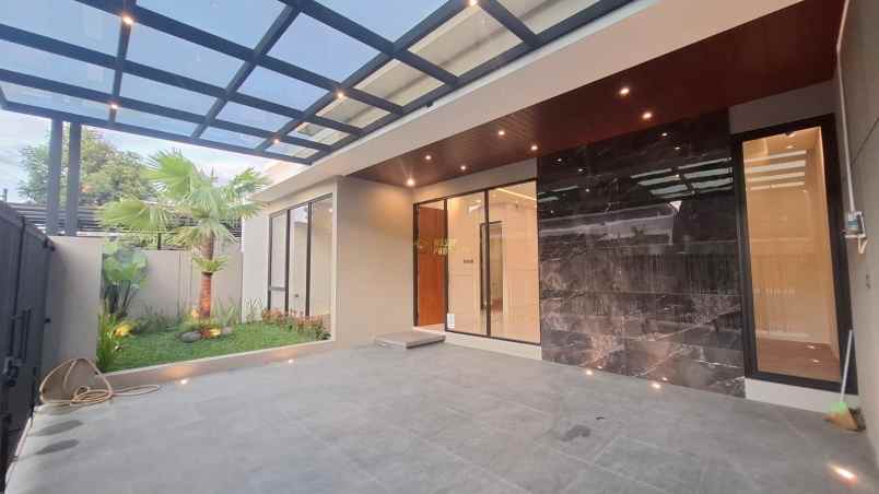 rumah cantik dengan akses mudah di sleman timur