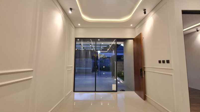 rumah cantik dengan akses mudah di sleman timur