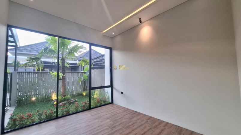 rumah cantik dengan akses mudah di sleman timur