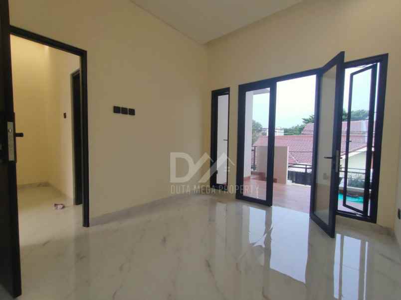 rumah cantik di graha bintaro