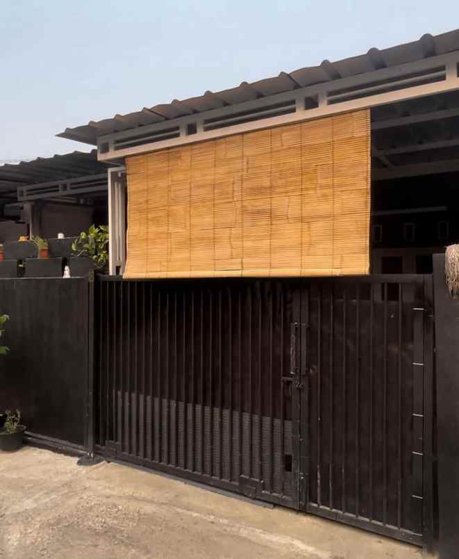 rumah cibinong bogor bagus full furnished dekat ke ccm