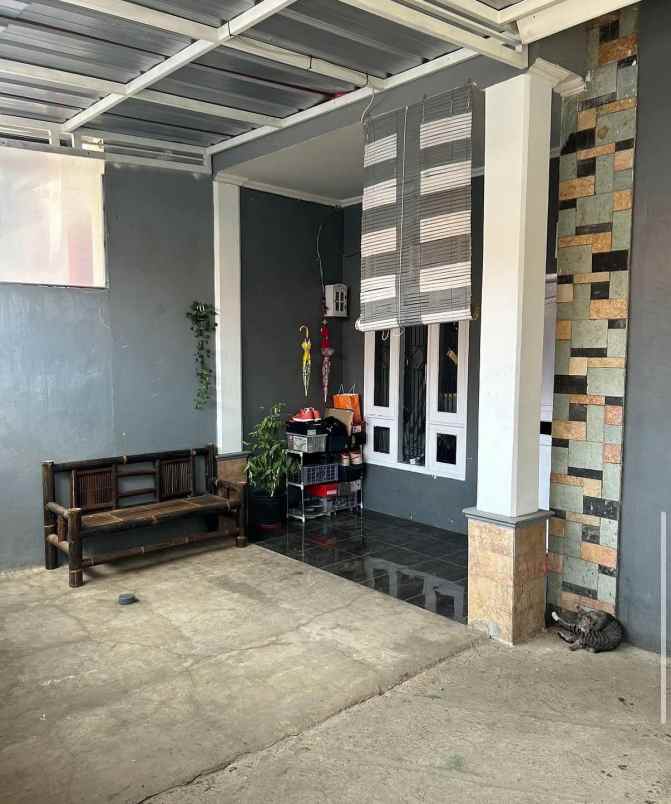rumah cibinong bogor bagus full furnished dekat ke ccm
