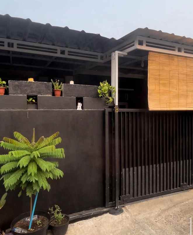 rumah cibinong bogor bagus full furnished dekat ke ccm