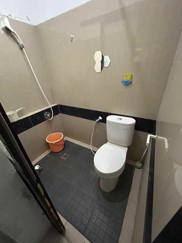 rumah ciwaruga dekat kampus polban row jalan lebar