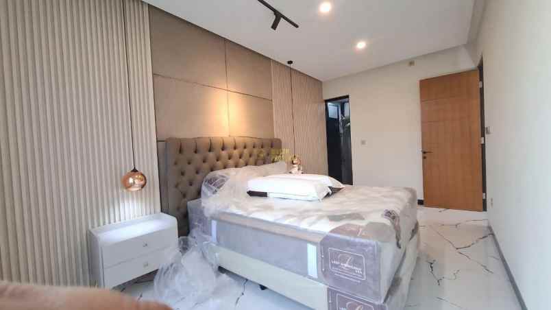 rumah cluster 2 lantai full furnished dekat kota jogja