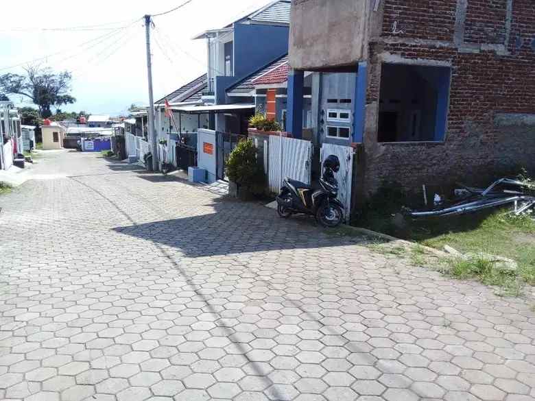 rumah cluster cihanjuang