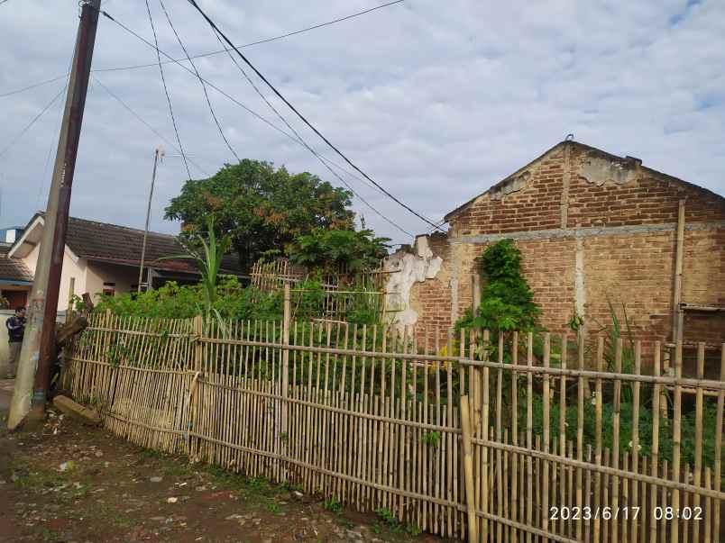 rumah dan tanah dijual murah lokasi bumi sari indah i