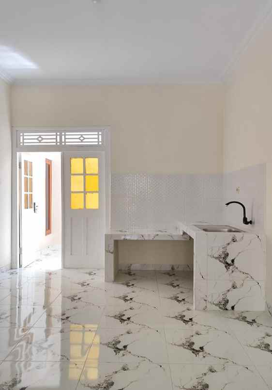 rumah dijual di kota magelang dekat alun alun magelang