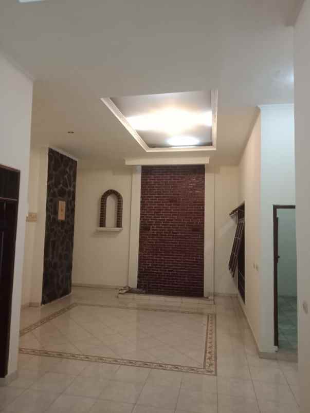 rumah dijual jatiwaringin pondok gede bekasi