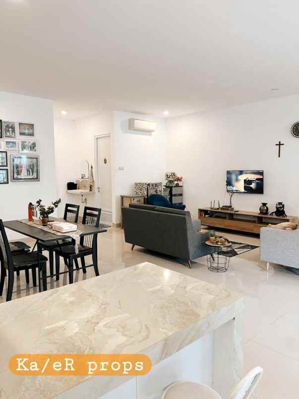 rumah dijual tenggilis joyo surabaya timur siap huni