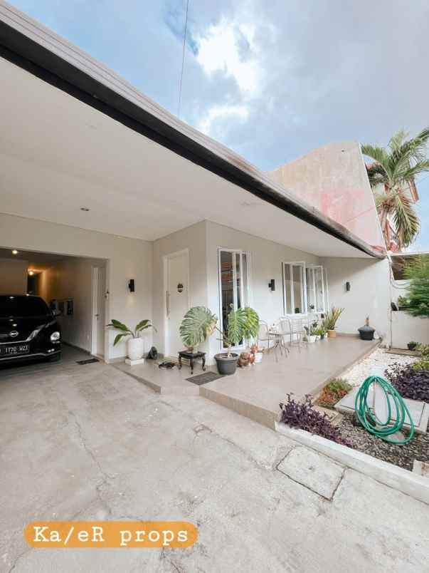 rumah dijual tenggilis joyo surabaya timur siap huni