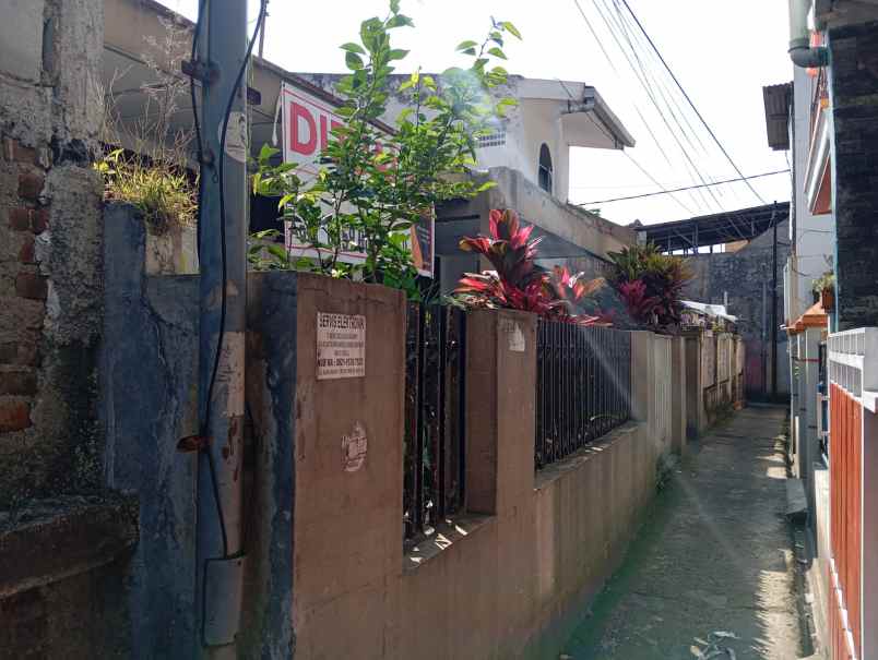 rumah gang cipedes bandung 10 menit mall pvj bandung