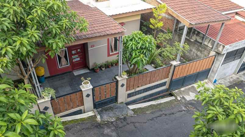rumah gedawang banyumanik semarang