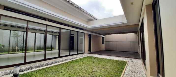 rumah jalan raya padalarang