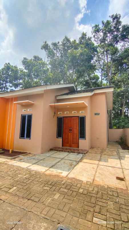 rumah jalan raya ragajaya