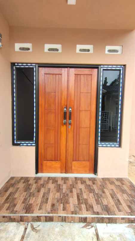 rumah jalan raya ragajaya