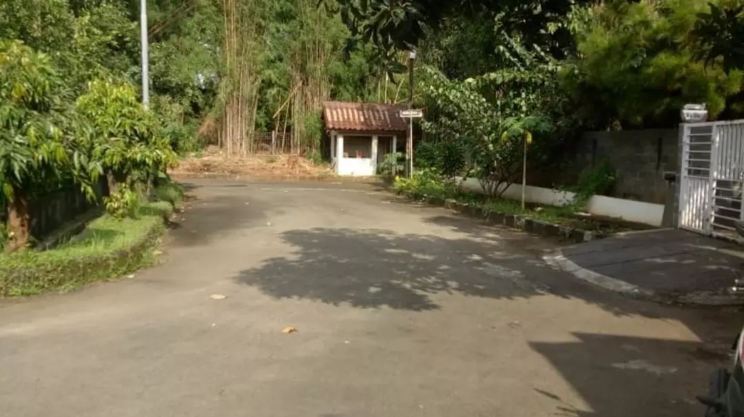 rumah jl dr ratna jatibening