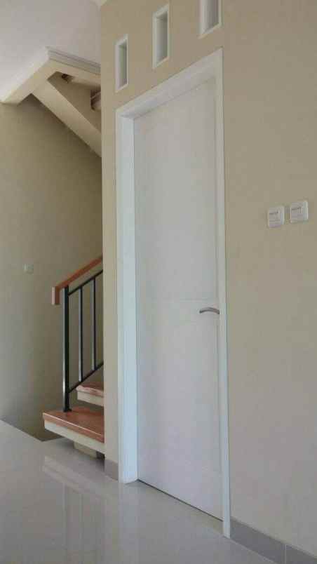 rumah jl kolonel masturi warung