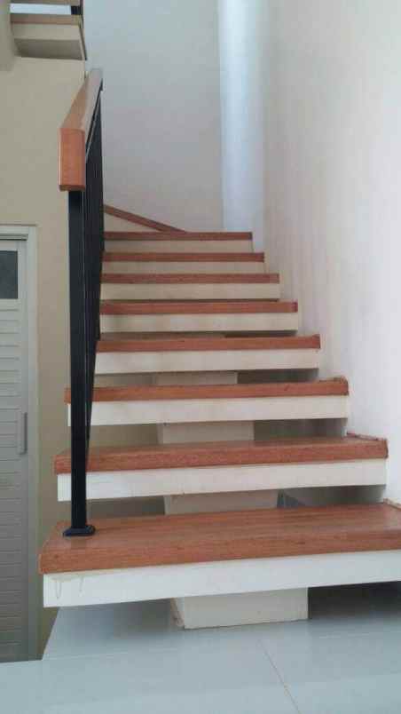 rumah jl kolonel masturi warung