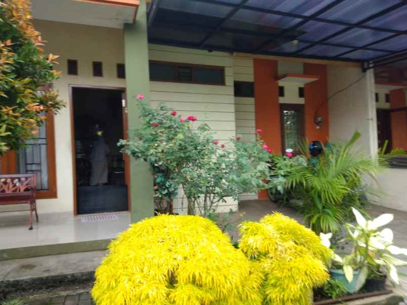 rumah jl pondok melati jatiwarna