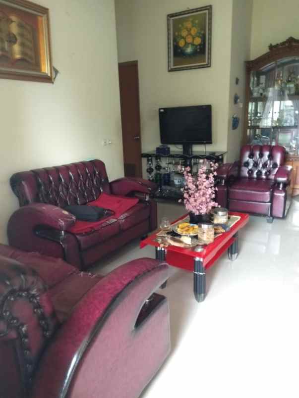 rumah jl pondok melati jatiwarna