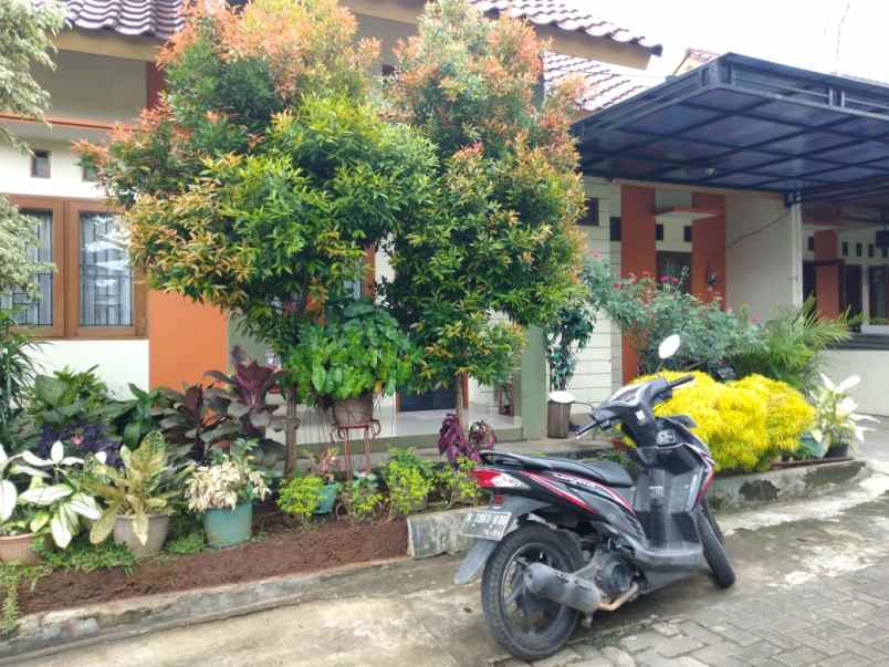 rumah jl pondok melati jatiwarna