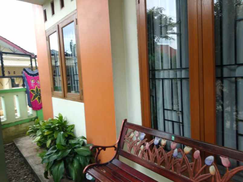 rumah jl pondok melati jatiwarna