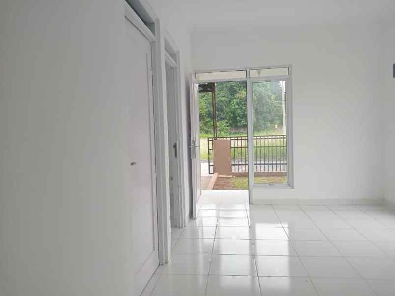 rumah jl raya gandoang