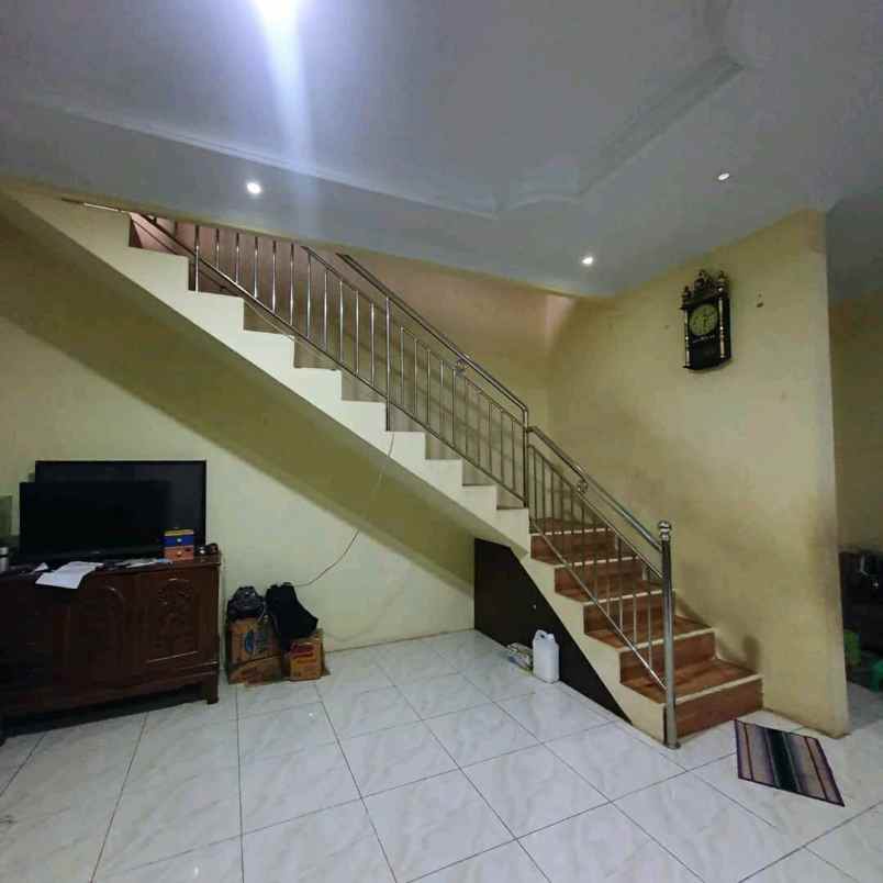 rumah jl salak kota baru