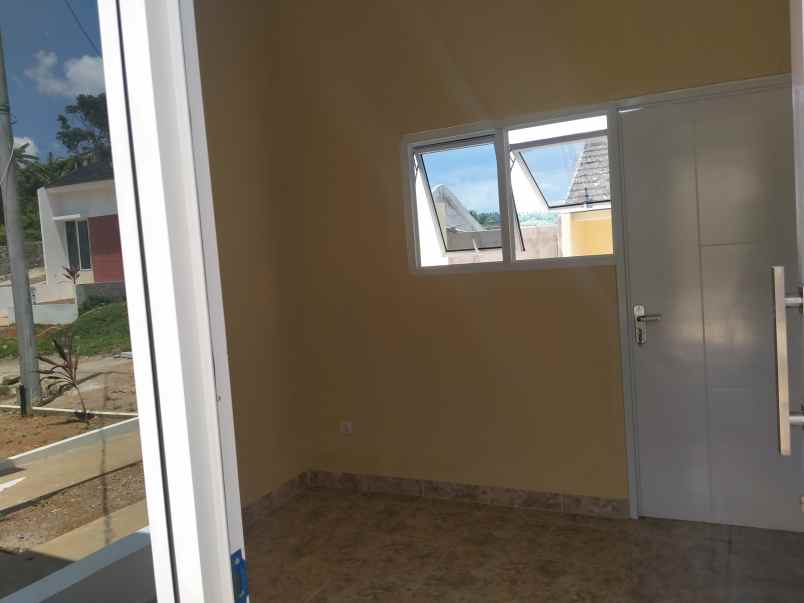 rumah jln kuripan ciseeng bogor