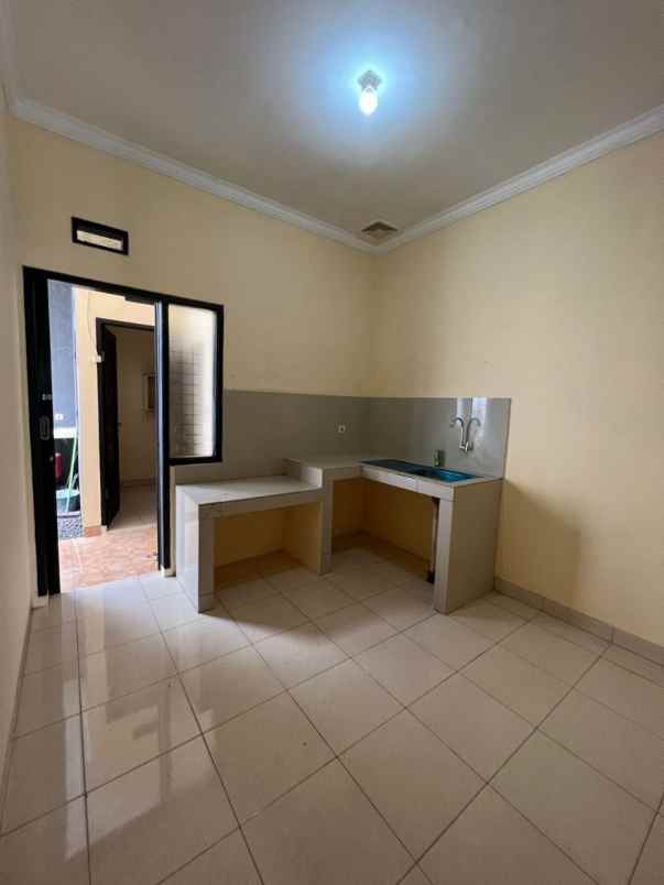 rumah kiarasari dekat ciwastra buahbatu bandung