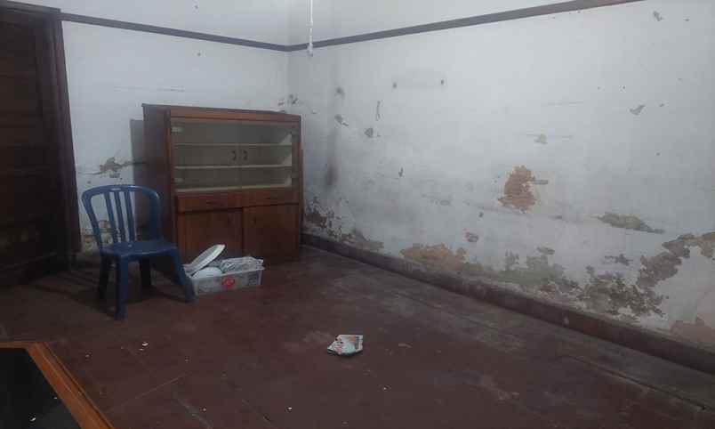 rumah kolonial hitung tanah di pusat kota bandung