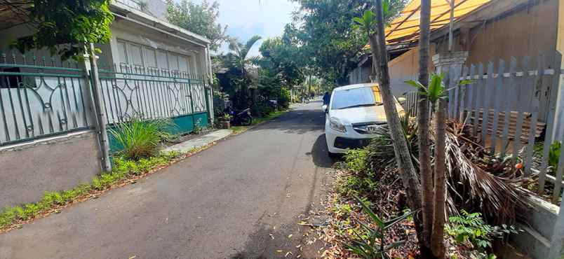 rumah kolonial hitung tanah di pusat kota bandung