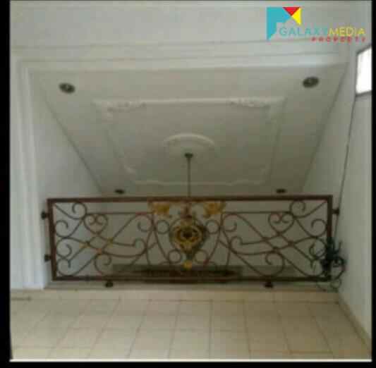 rumah komplek serpong park bsd