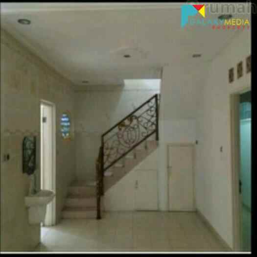 rumah komplek serpong park bsd