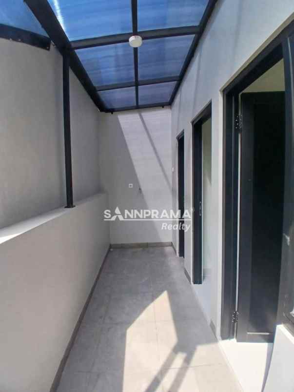 rumah kontemporer eksklusif murah di jakarta selatan