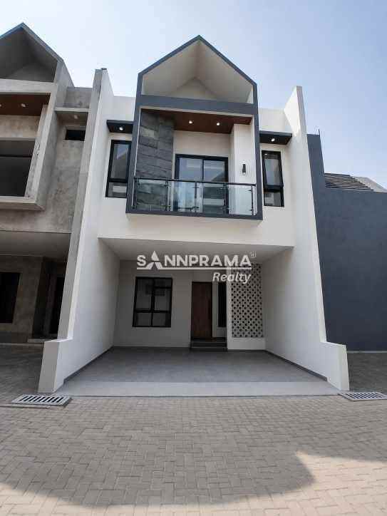 rumah kontemporer eksklusif murah di jakarta selatan