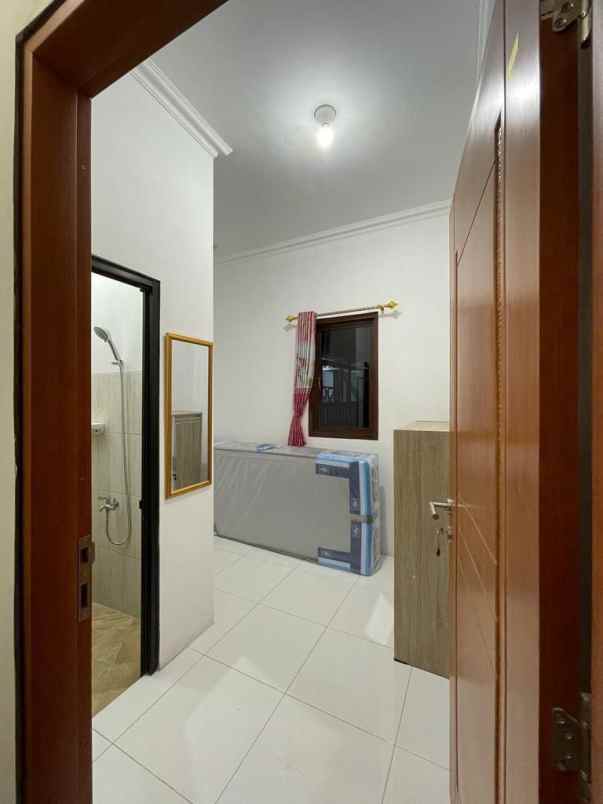 rumah kos kosan strategis di cipinang jakarta