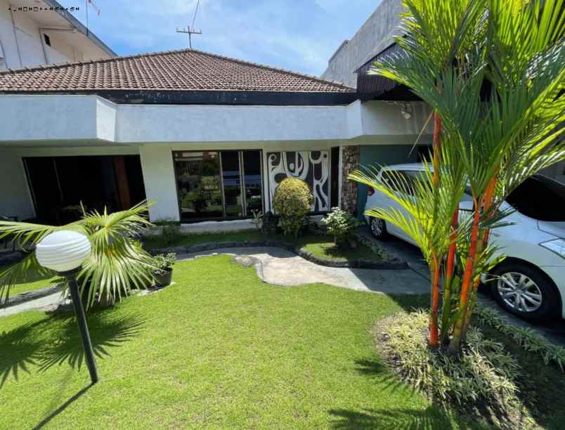 rumah kupang indah strategis ada pool