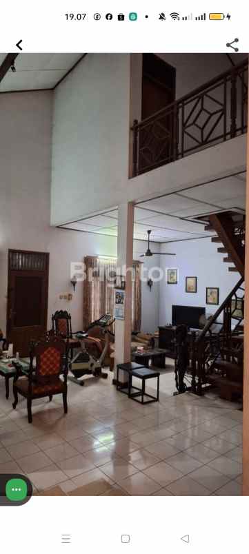 rumah luas di pondok aren