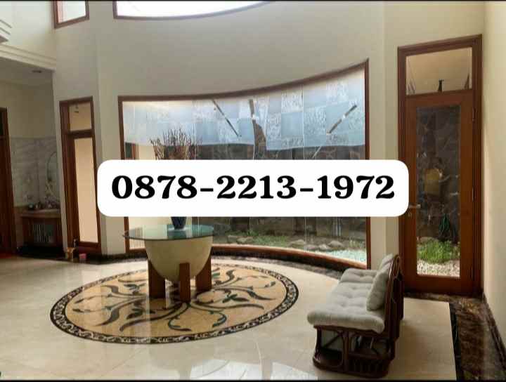 rumah lux mewah dekat ke kampus upi setiabudi