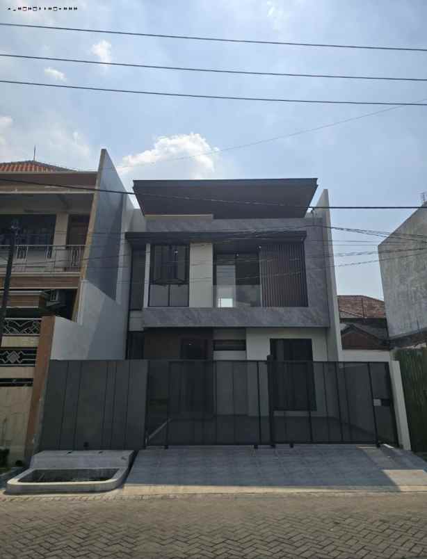 rumah manyar kertoarjo new minimalis strategis