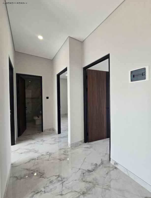 rumah manyar kertoarjo new minimalis strategis