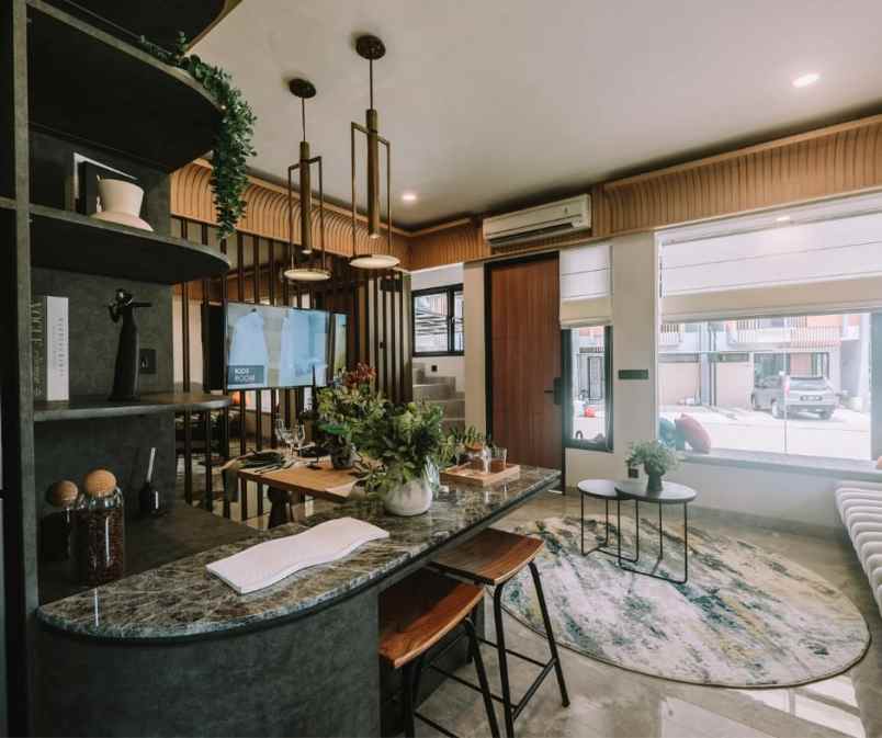 rumah mewah 3 lantai tanpa dp dekat toll bsd serpong