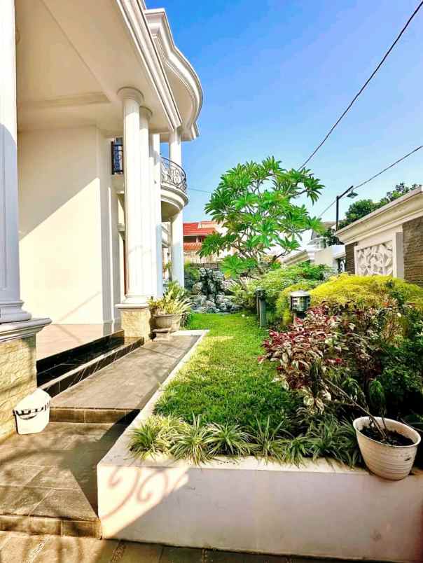 rumah mewah di gondang bulusan tembalang semarang