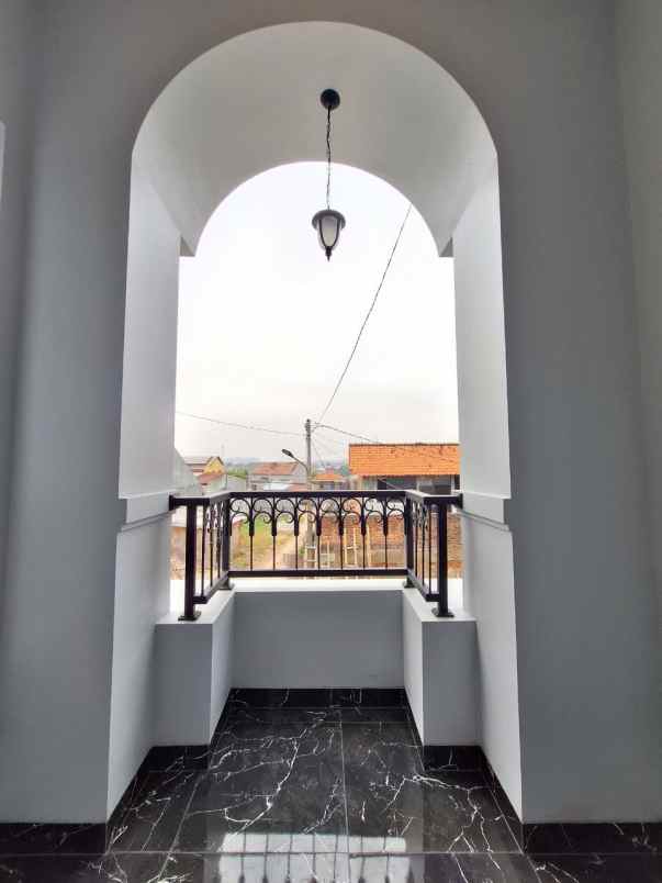 rumah mewah harga bersahabat