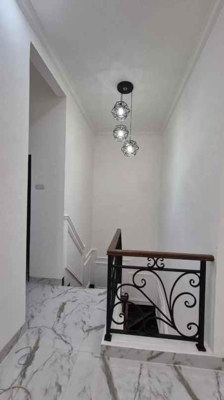 rumah mewah siap huni beji depok