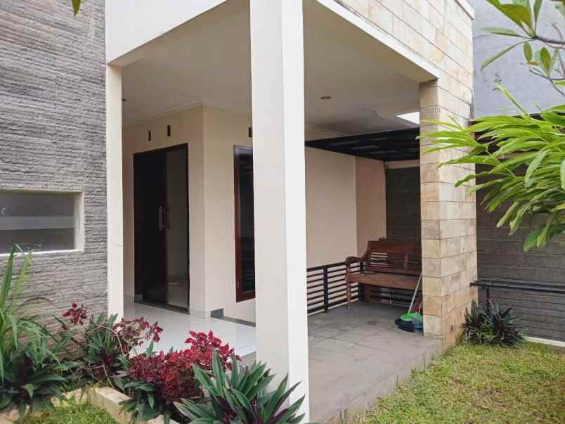 rumah mininalis cigadung dekat dago cikutra bandung