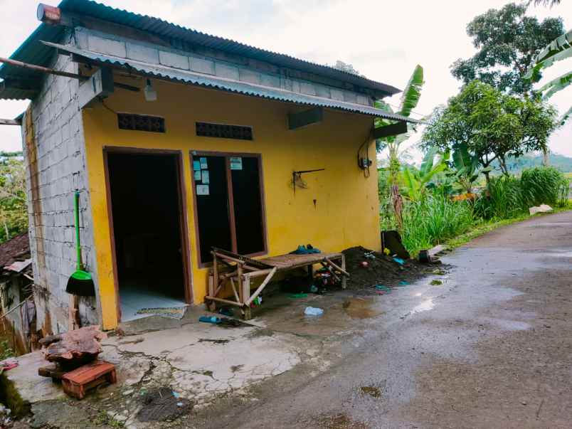 rumah mojogedang karanganyar