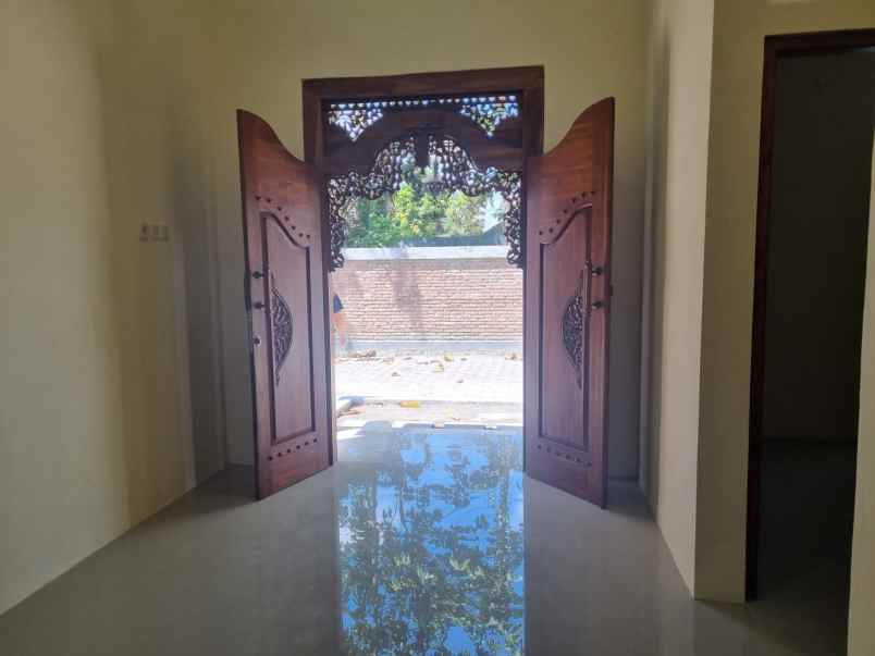 rumah murah siap huni di tepi jalan raya prambanan